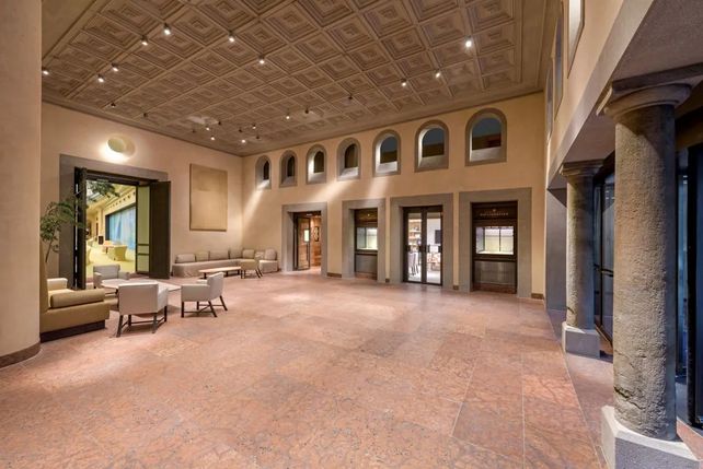 Bayerischer Hof München, Hotellobby, Axel Vervoordt, Hotelrenovierung, Innegrit Volkhardt, Luxushotellerie München, Innendesign, Architektur, Hotelinvestitionen