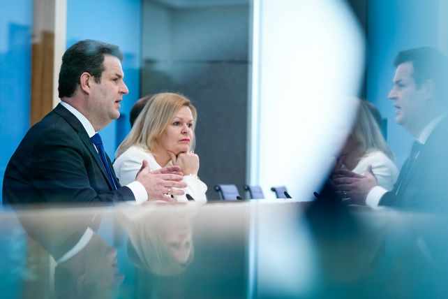 Faeser, Heil, Arbeitnehmer, Überwachung 