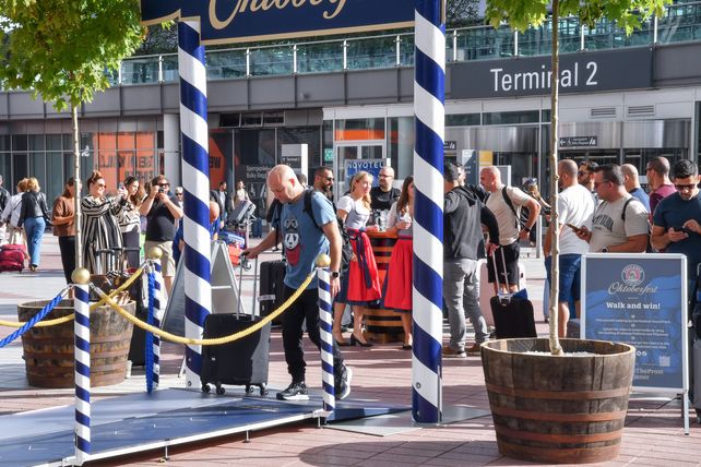 Ein Prosit, Paulaner, Rollkoffer 