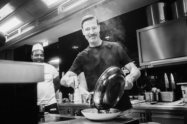  Klaus Rader, L’Osteria, L’Osteria Mitgründer, Klaus Rader Unfall, Klaus Rader Mallorca, tödlicher Unfall Mallorca, Challenge Mallorca 550, Rallye Mallorca, Porsche-Unfall Mallorca, Restaurantkette L’Osteria, Friedemann Findeis