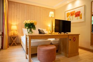 Ringhotels, Ringhotel Der Waldkater, Rinteln, Box-Weltmeister, Piergiulio Ruhe, Kemal Yilmaz, Hotelneueröffnung, Niedersachsen, Gastronomie, Tagungshotel, Brauhaus, WBA-Gold, Hotelkooperation