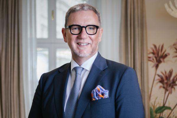 Roland Hamberger, Rosewood