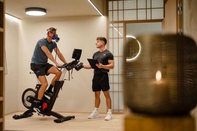 Longevity Lab, Posthotel Achenkirch, Karl C. Reiter, Biohacking, Logotherapie, Sinnfindung, Gesundheit, Wellness, Achensee, uVida, InBody, TCM, Ayurveda, Adults-only, Tirol, Infrarot, Lichttherapie, Japanese Head Spa, Andreas Breitfeld, Christoph Schlick, 2026