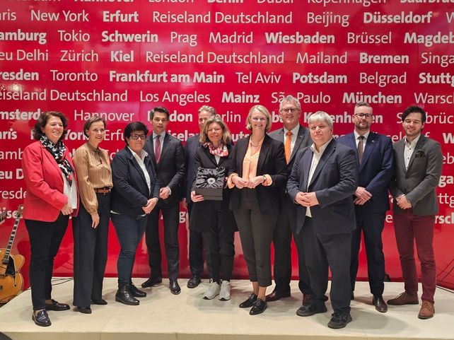 Ingrid Hartges, Ehrenpreis, Tourismusausschuss, Bundestag, Bleikristallkugel, ITB 2026, Anja Karliczek, Dehoga, Gastronomie, Hotellerie